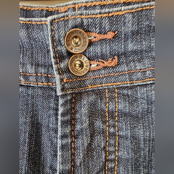 Stretchy Jeans - Picture 2 of 6